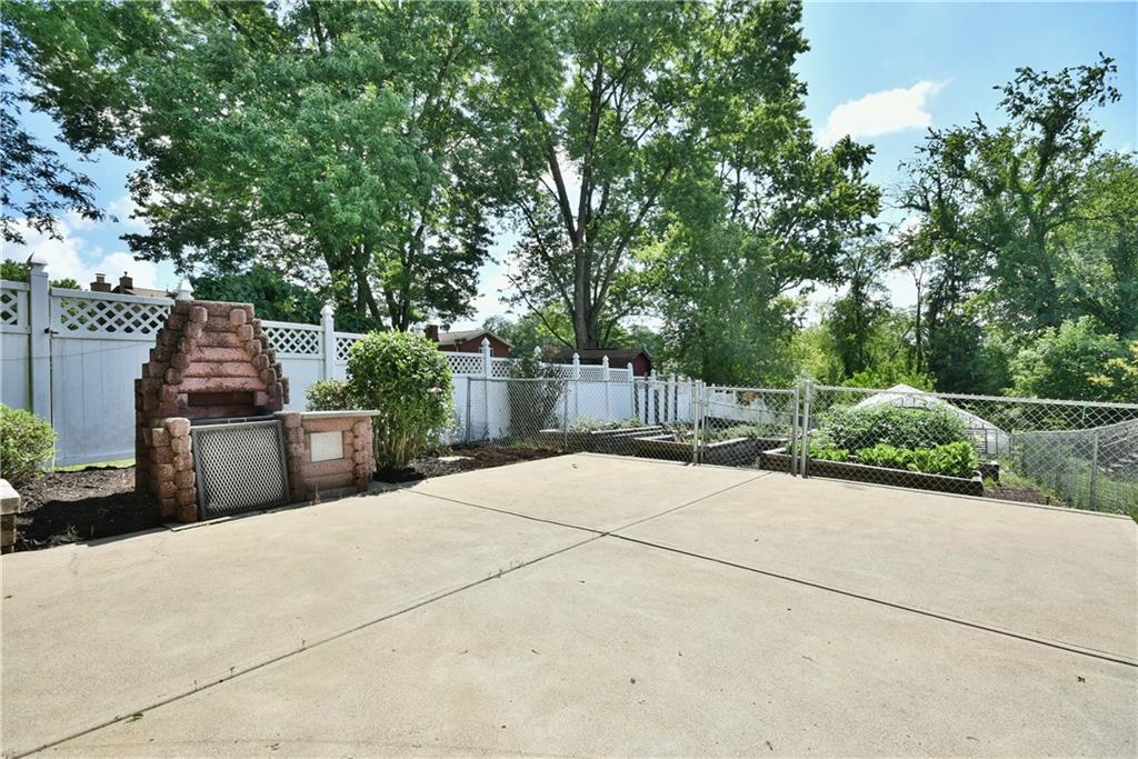 458 McCormick Road Coraopolis, PA 15108 - Photo 19 of 25 Gallery Image 19