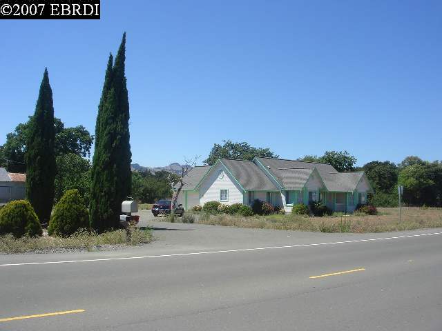 535 Pittman Road Fairfield, CA 94534 - Photo 3 of 9 Gallery Image 3