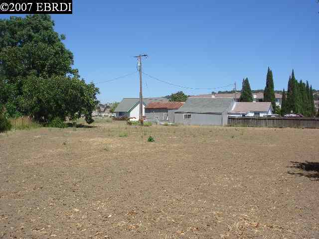 535 Pittman Road Fairfield, CA 94534 - Photo 8 of 9 Gallery Image 8