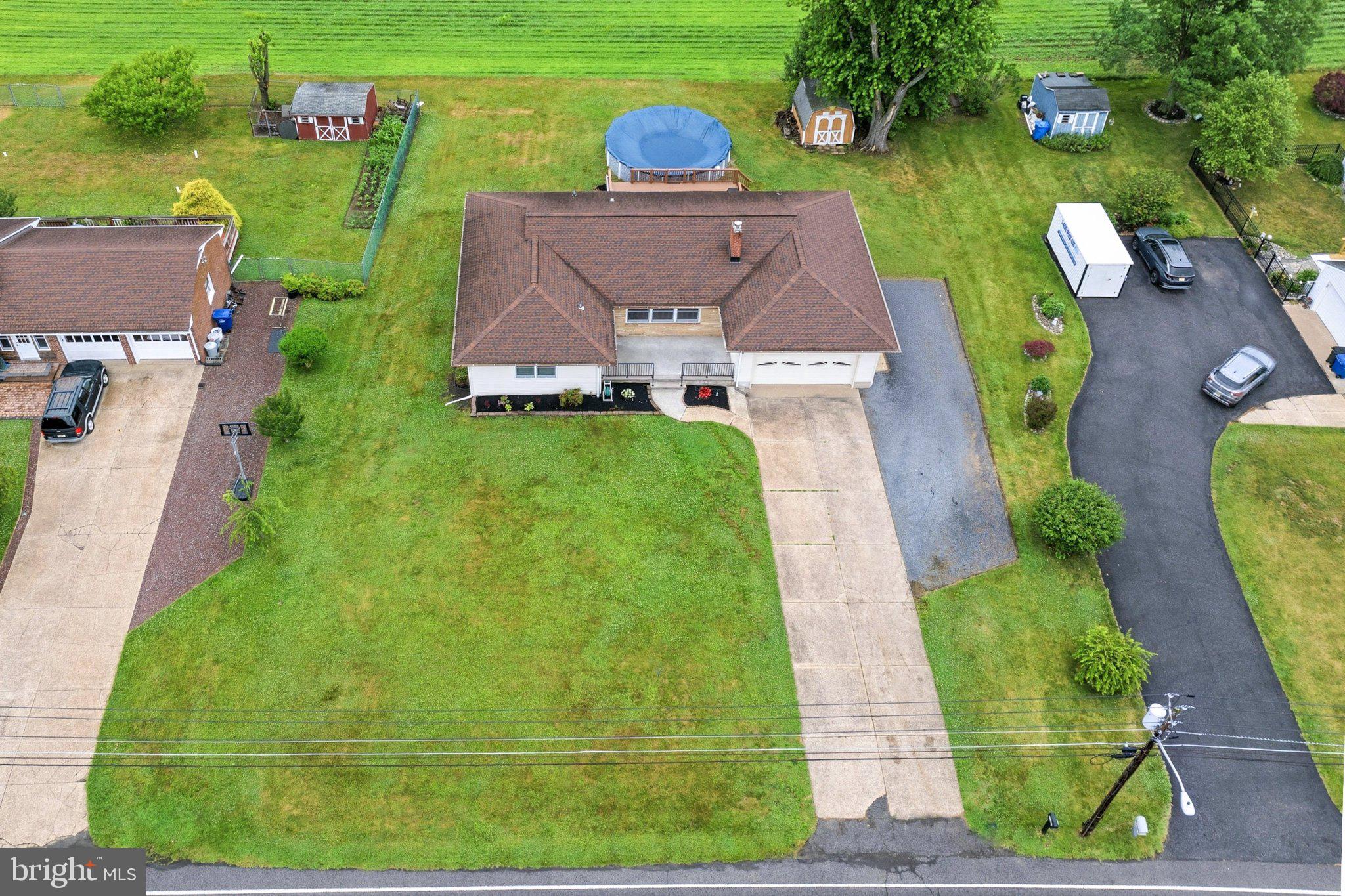 25399 Mt Pleasant Road Columbus, NJ 08022 - Photo 6 of 47