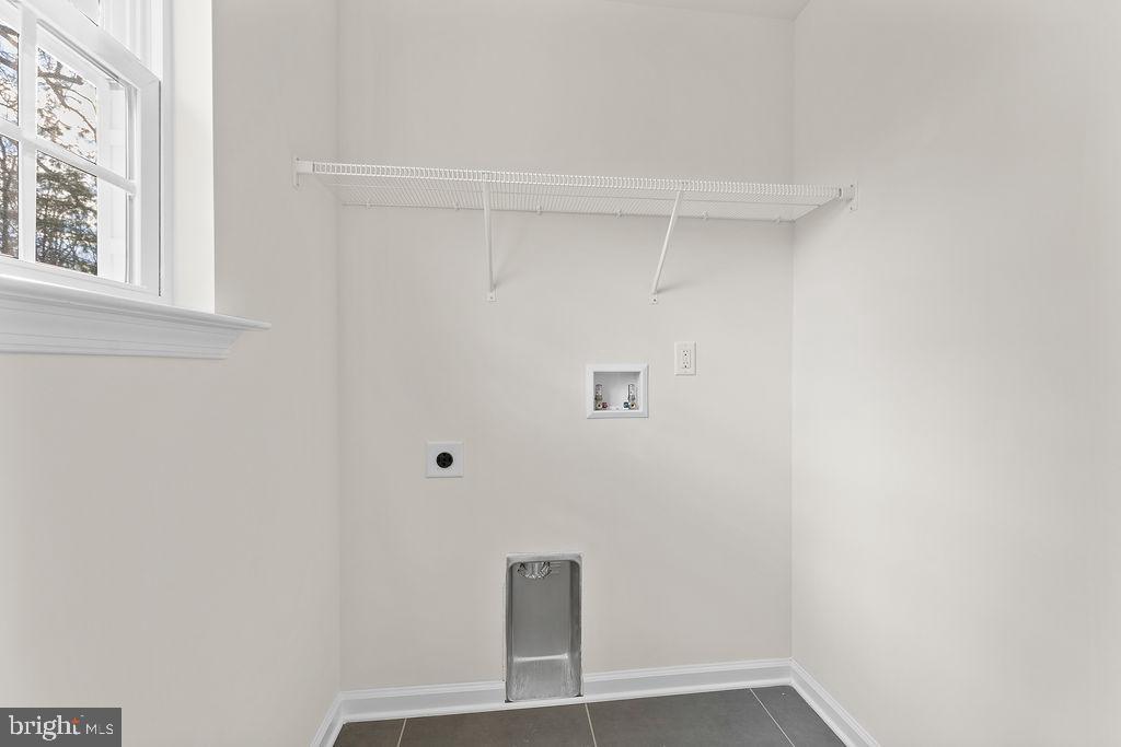 512 Cedar Hill Road Mineral, VA 23117 - Photo 19 of 53 a view of a small space