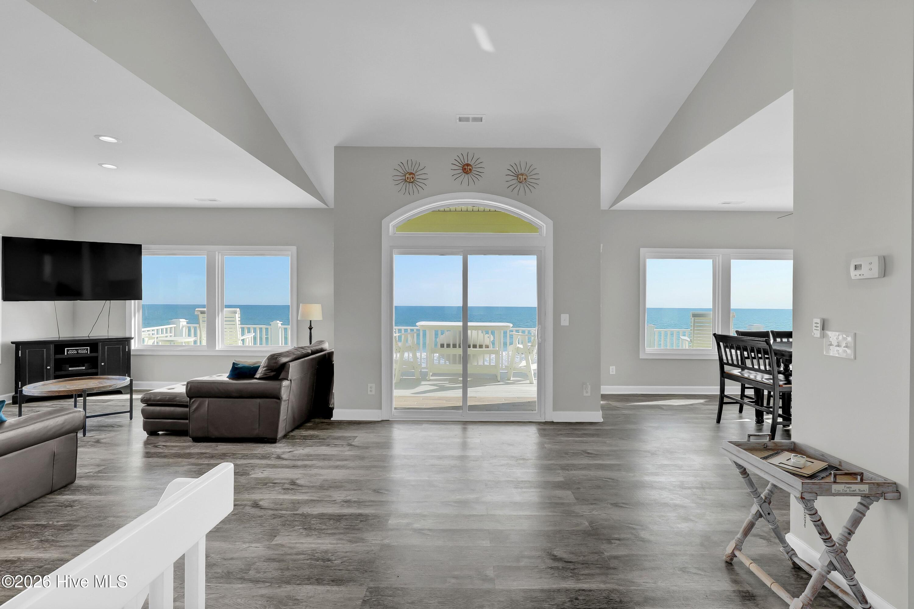 1078 New River Inlet Road North Topsail Beach, NC 28460 - Photo 11 of 63 Living Area