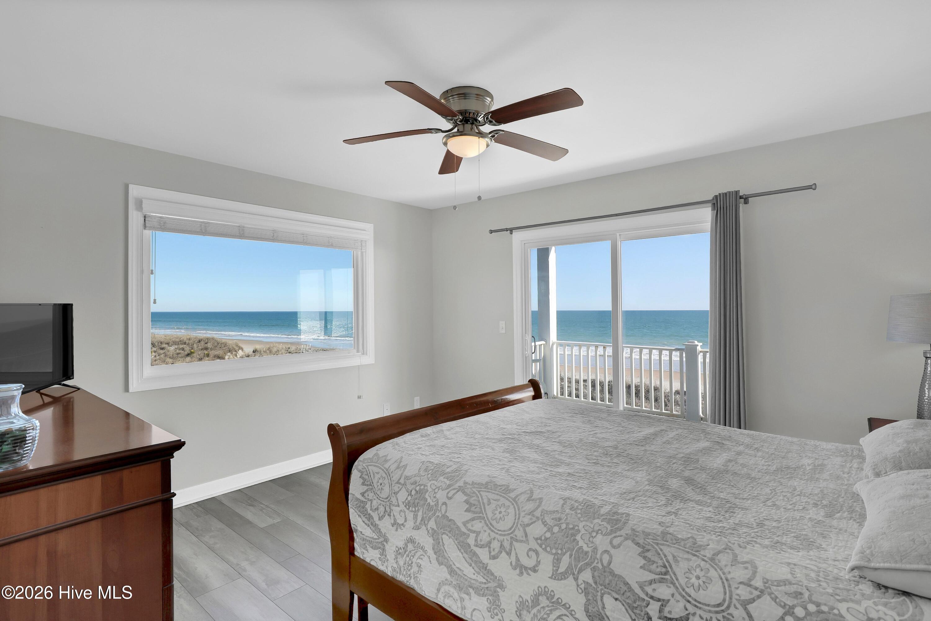 1078 New River Inlet Road North Topsail Beach, NC 28460 - Photo 24 of 63 Bedroom 2