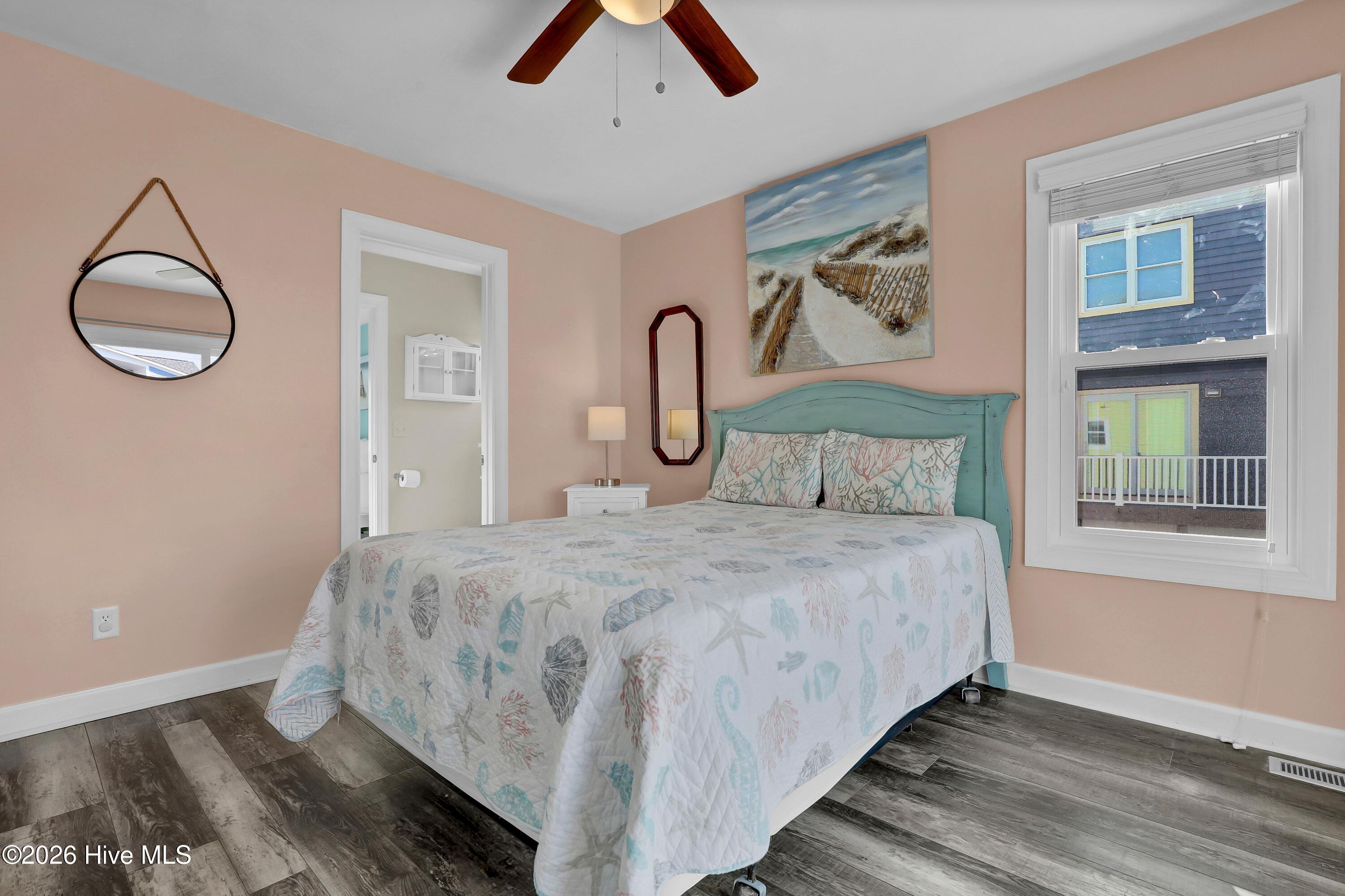 1078 New River Inlet Road North Topsail Beach, NC 28460 - Photo 29 of 63 Bedroom 3