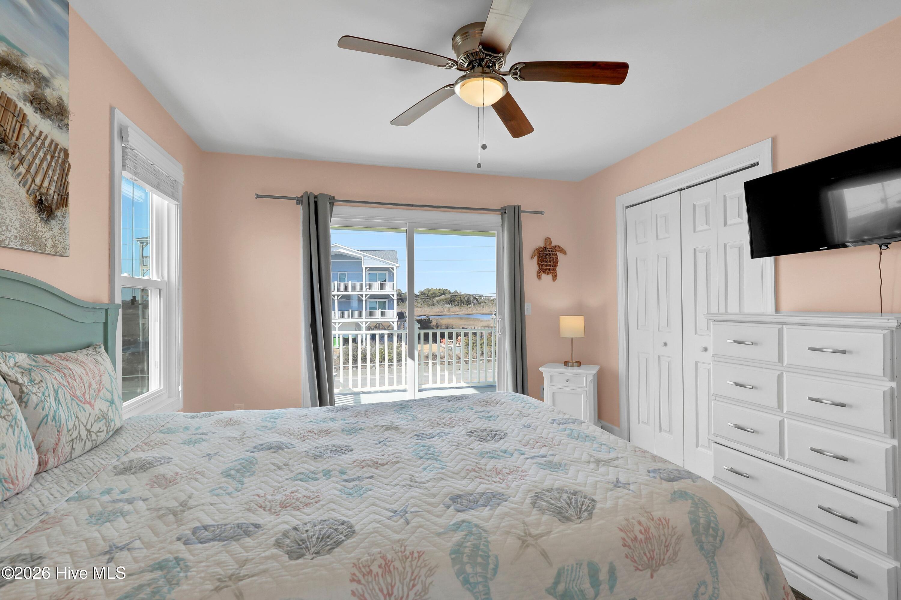 1078 New River Inlet Road North Topsail Beach, NC 28460 - Photo 30 of 63 Bedroom 3