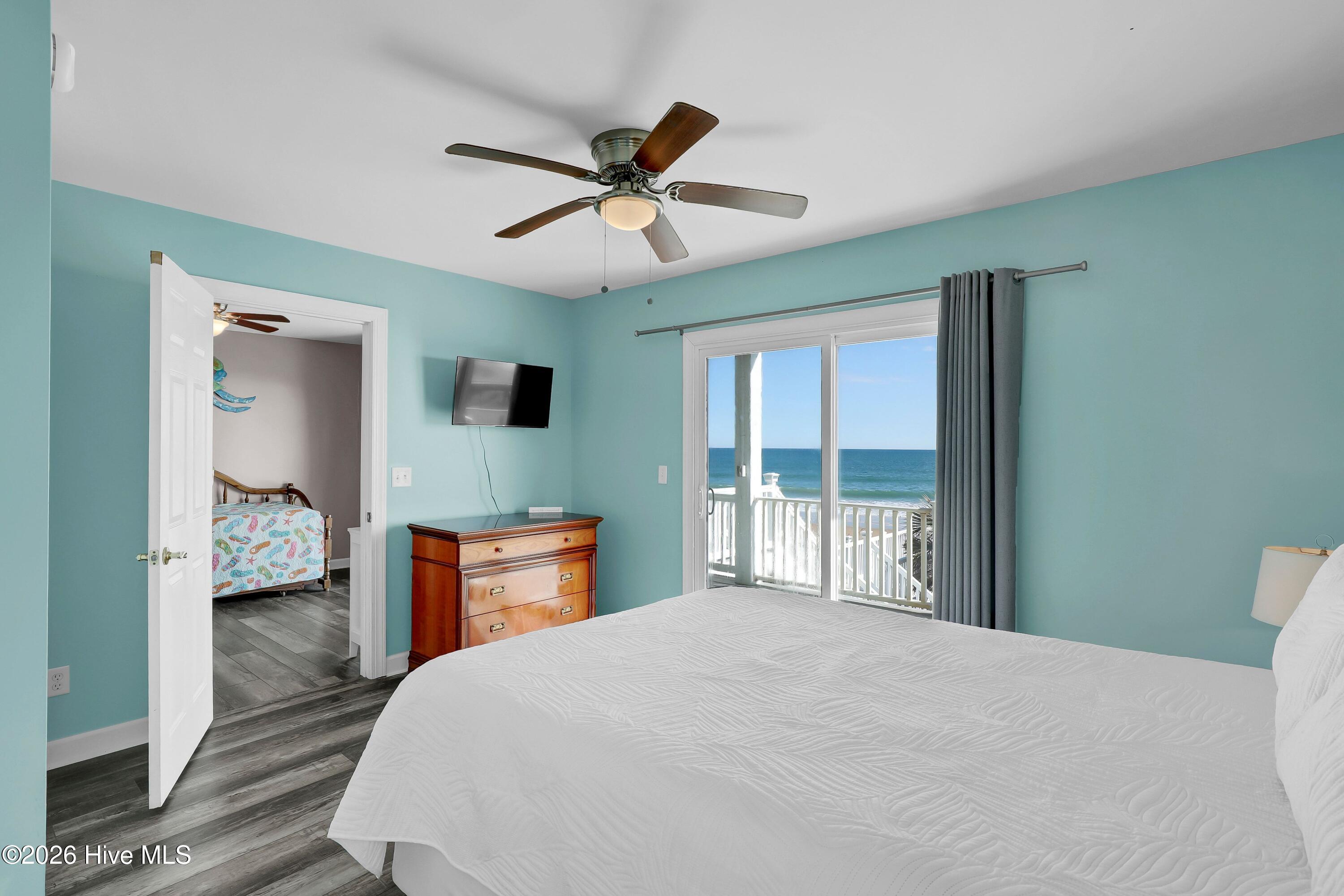 1078 New River Inlet Road North Topsail Beach, NC 28460 - Photo 33 of 63 Bedroom 4