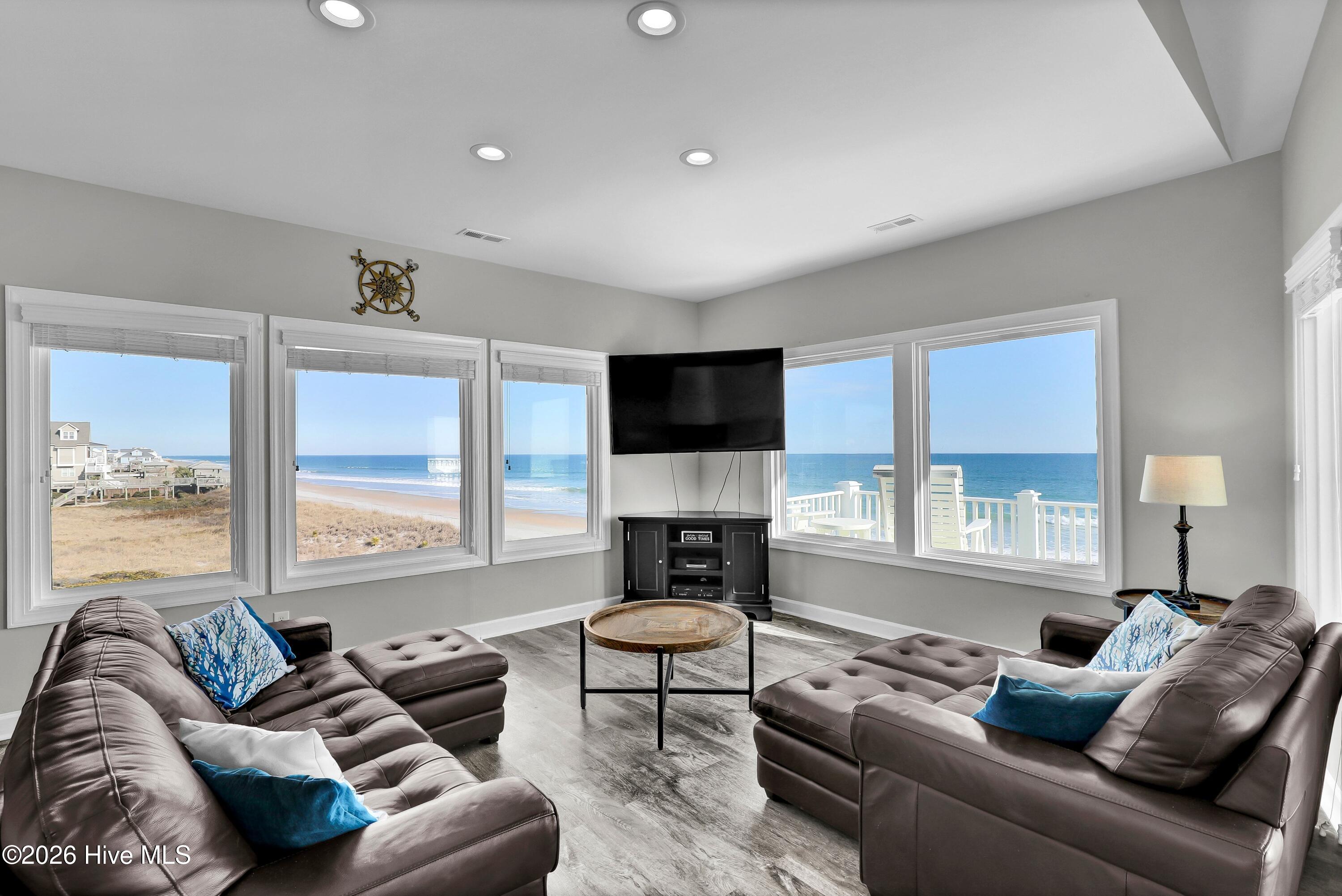1078 New River Inlet Road North Topsail Beach, NC 28460 - Photo 10 of 63 Living Area