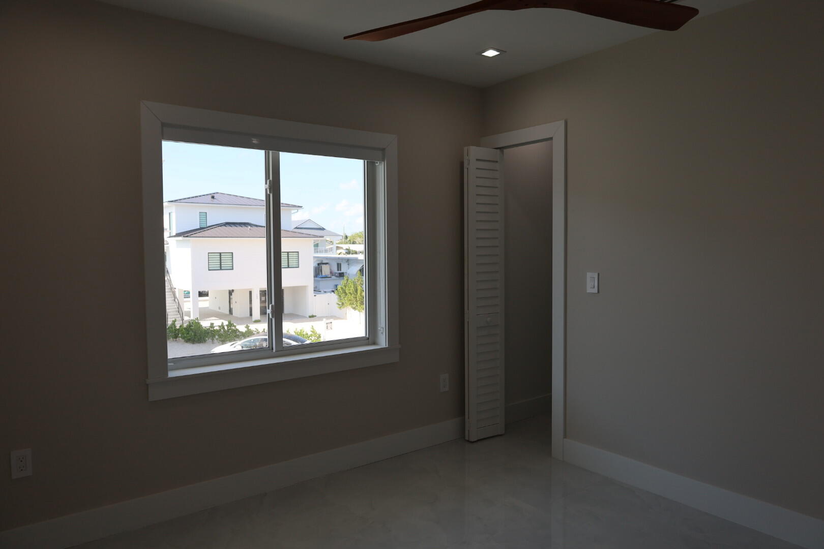 115 Azalea Street Tavernier, FL 33070 - Photo 23 of 33 IMG_0050