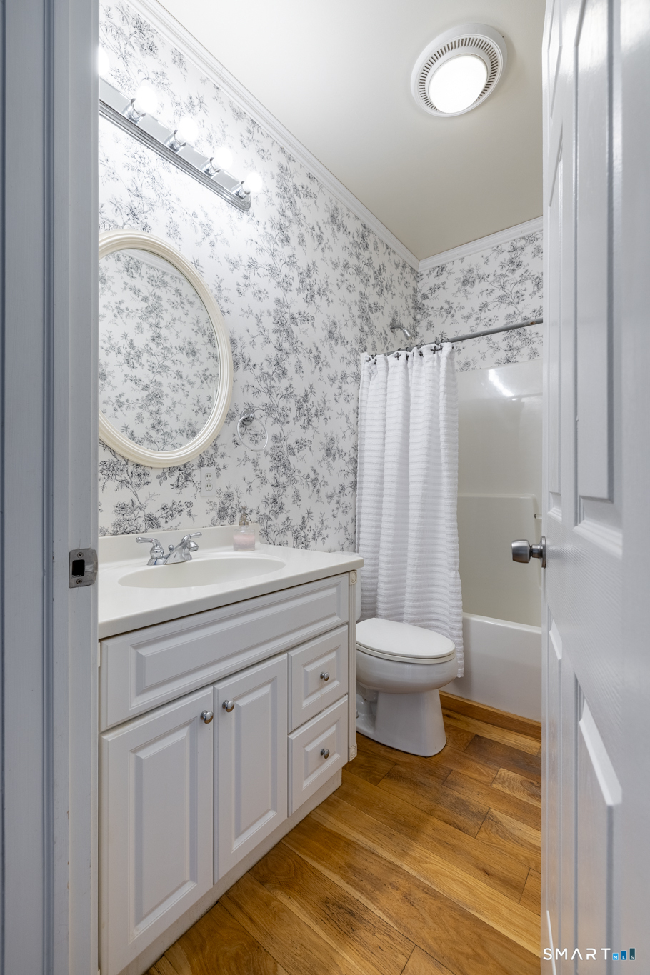40 Warner Road Barkhamsted, CT 06063 - Photo 11 of 35 a bathroom with a toilet a sink and bathtub