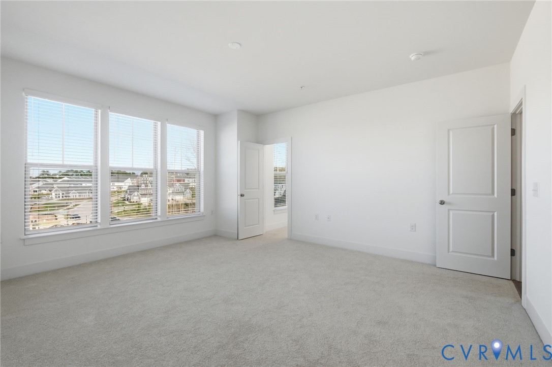 319 Hts Rdg Alley Midlothian, VA 23113 - Photo 10 of 24