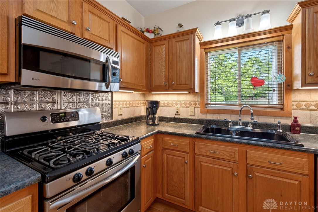134 East 1st Street Springfield, OH 45504 - Photo 20 of 59