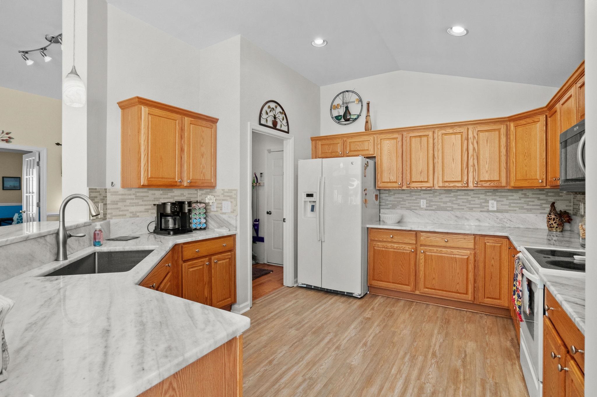 138 Seville Drive Murrells Inlet, SC 29576 - Photo 4 of 67