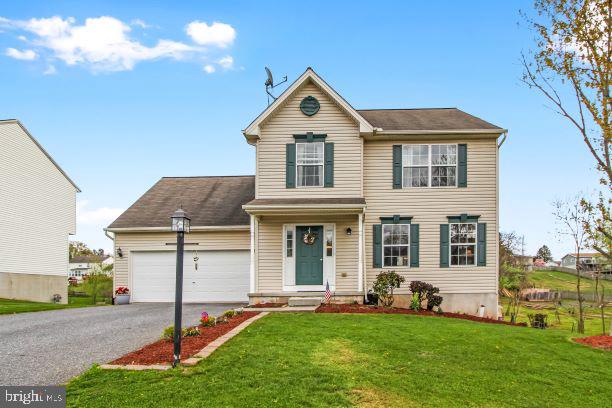 2370 Warwick Road York, PA 17408 - Photo 1 of 28 Gallery Image 1
