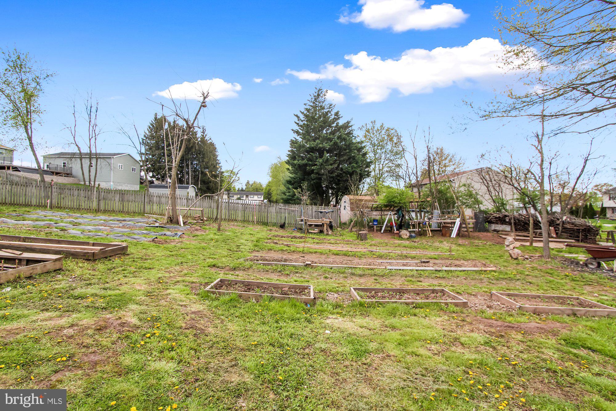 2370 Warwick Road York, PA 17408 - Photo 25 of 28 Gallery Image 25
