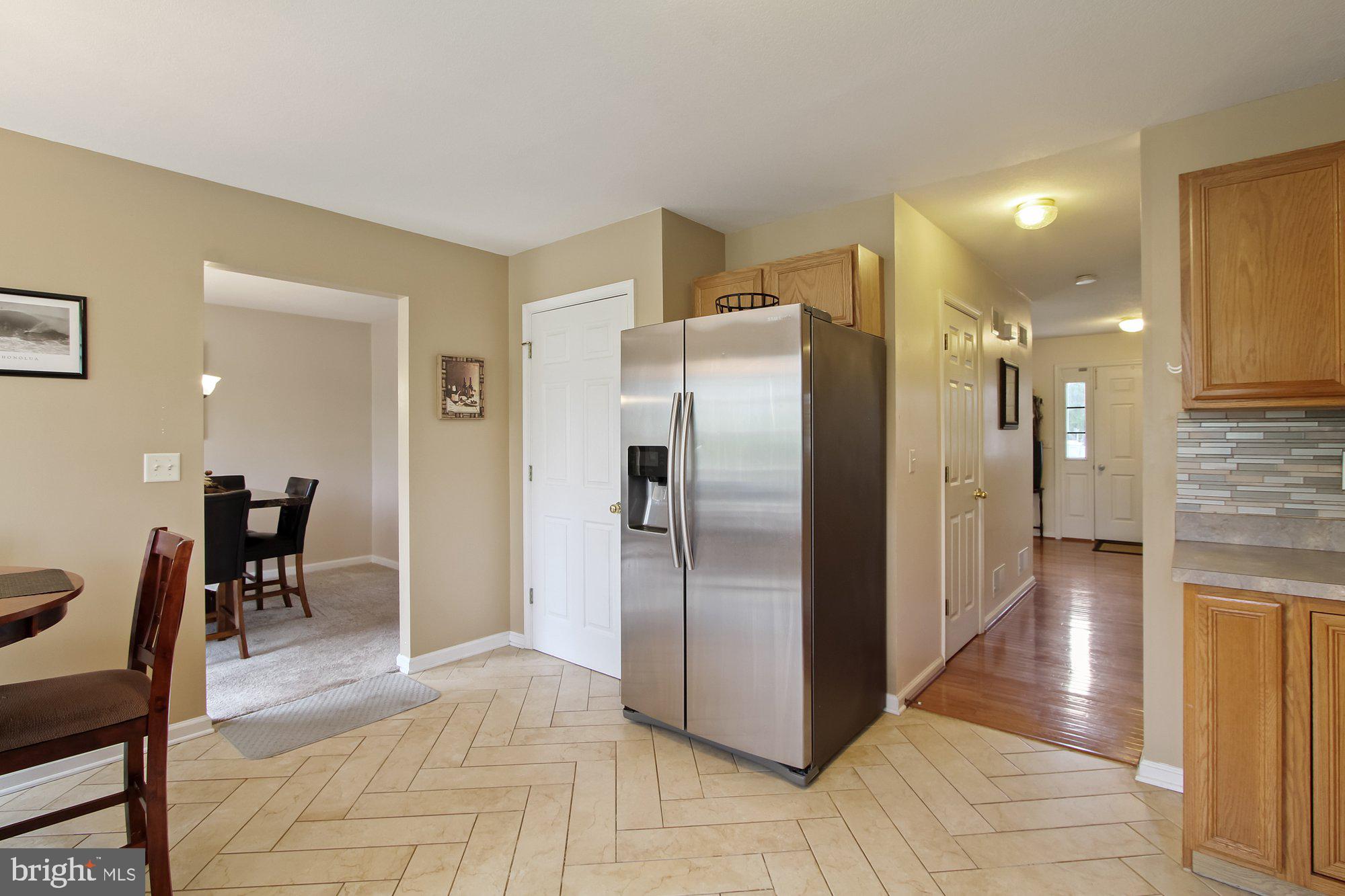 2370 Warwick Road York, PA 17408 - Photo 9 of 28 Gallery Image 9