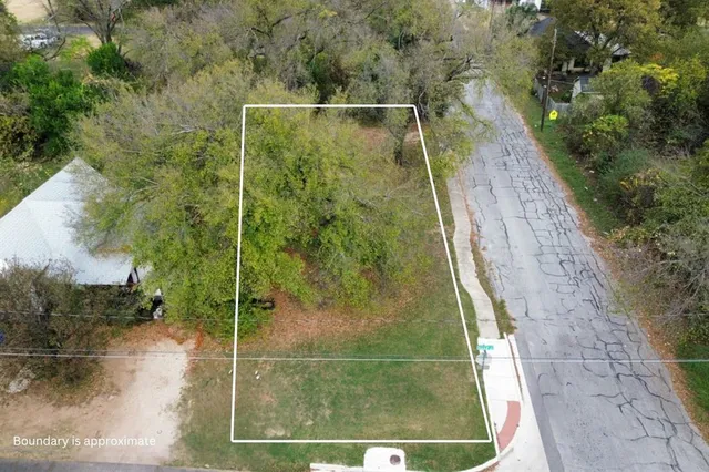 a view of a bathroom