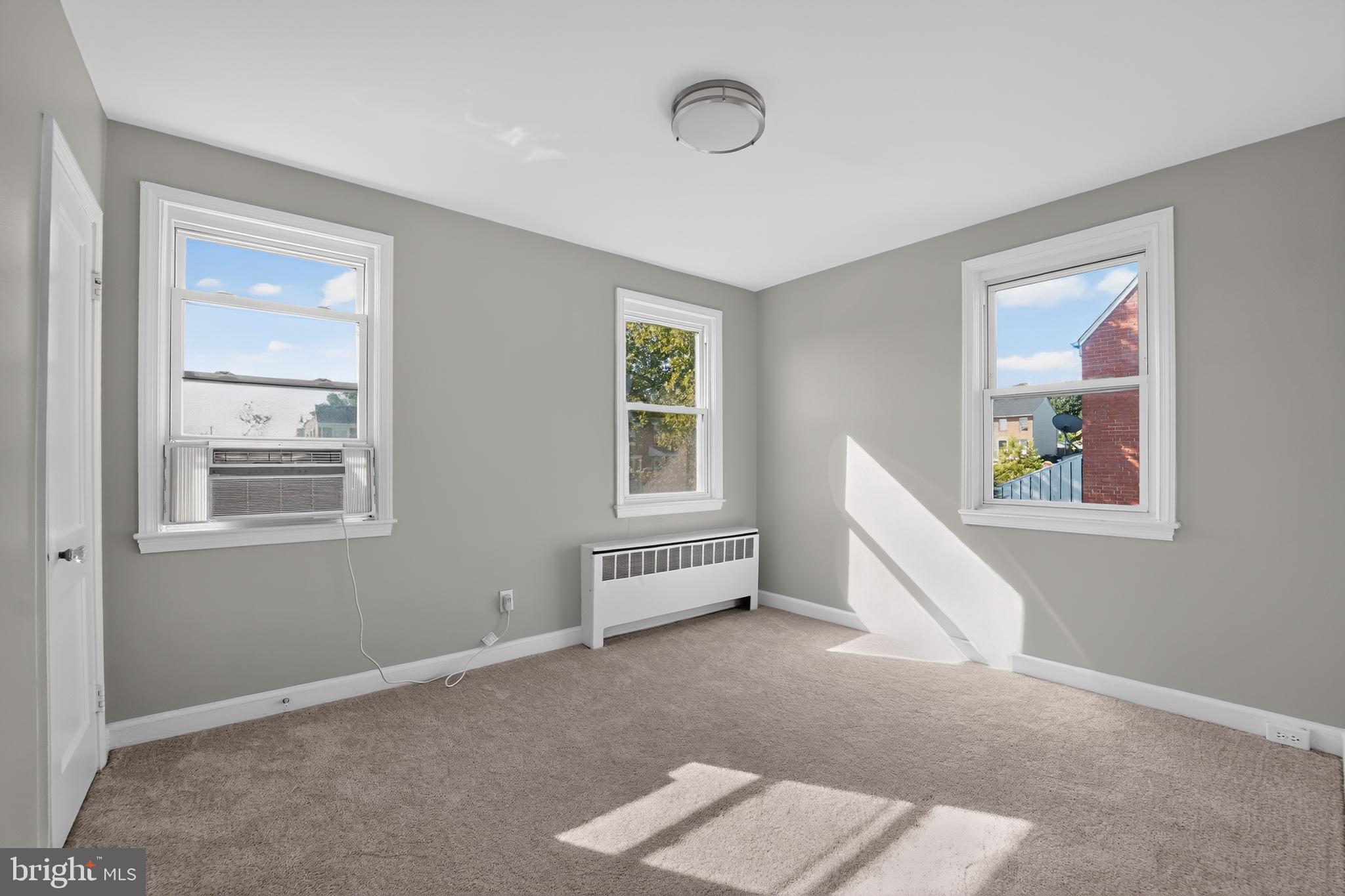 3720 Greenvale Road Baltimore, MD 21229 - Photo 16 of 28 Gallery Image 16