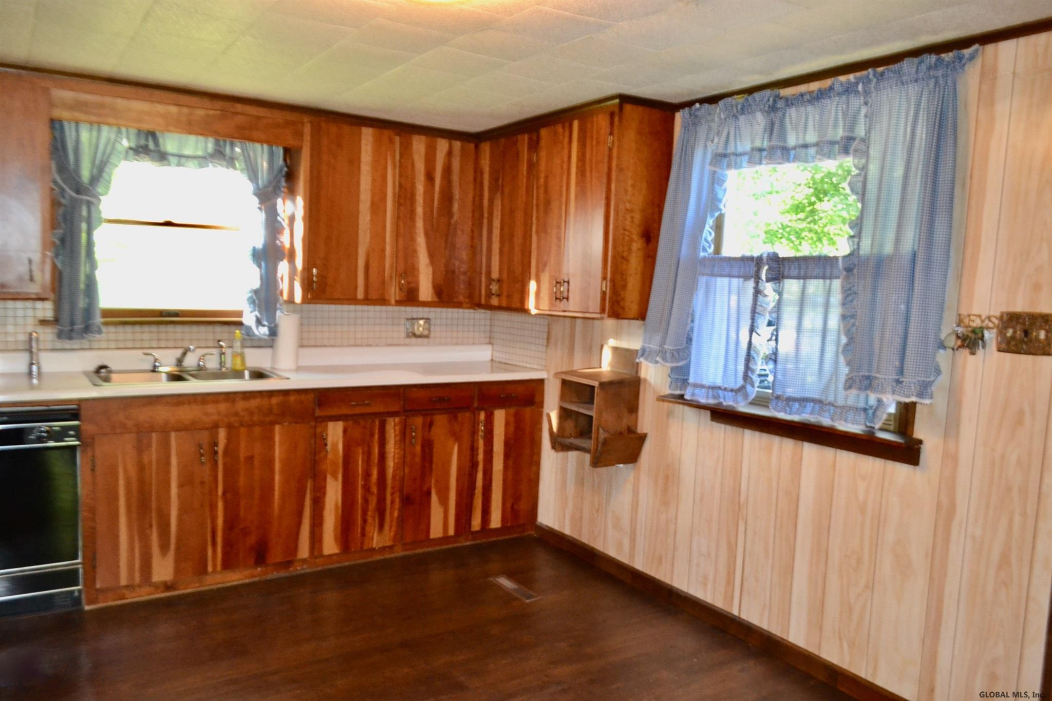 133 Old River Road Root, NY 12072 - Photo 4 of 49 Photo 4
