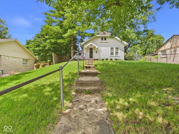 $55,000 | 420 North Elm Street, Hagerstown, IN 47346