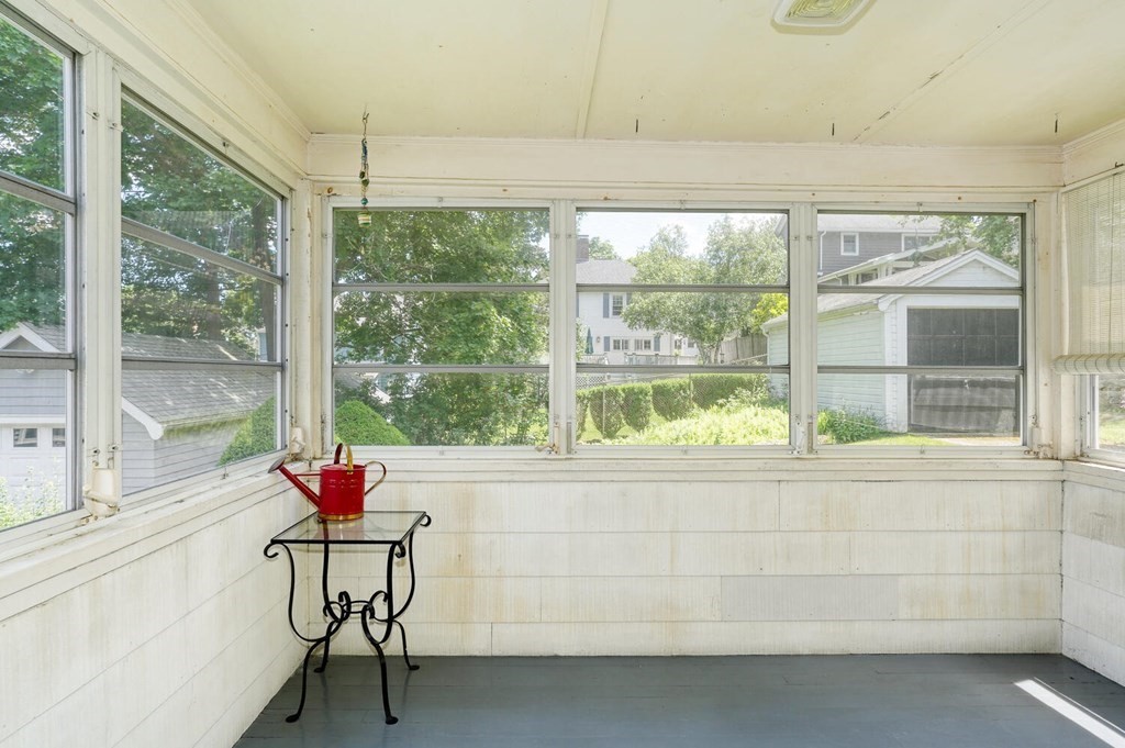 62 Robbins Road Arlington, MA 02476 - Photo 19 of 29 Gallery Image 19