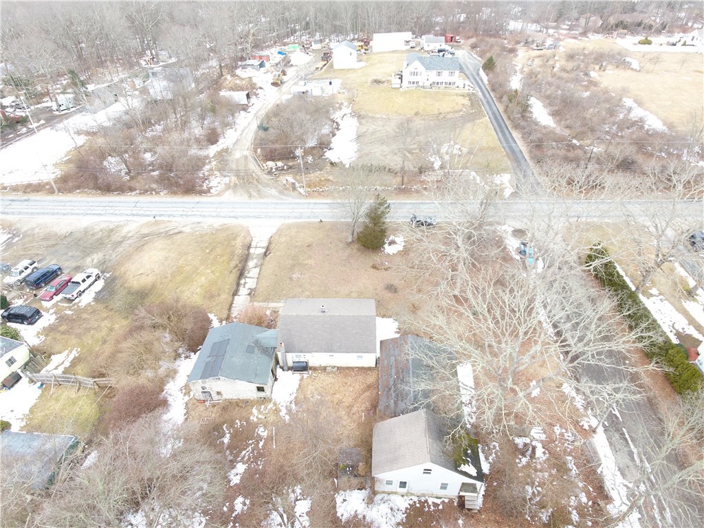 100 Brayton Road Tiverton, RI 02878 - Photo 8 of 9