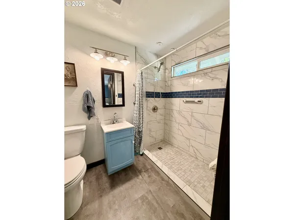 $480,000 | 2580 Fir Street, Coos Bay, OR 97420
