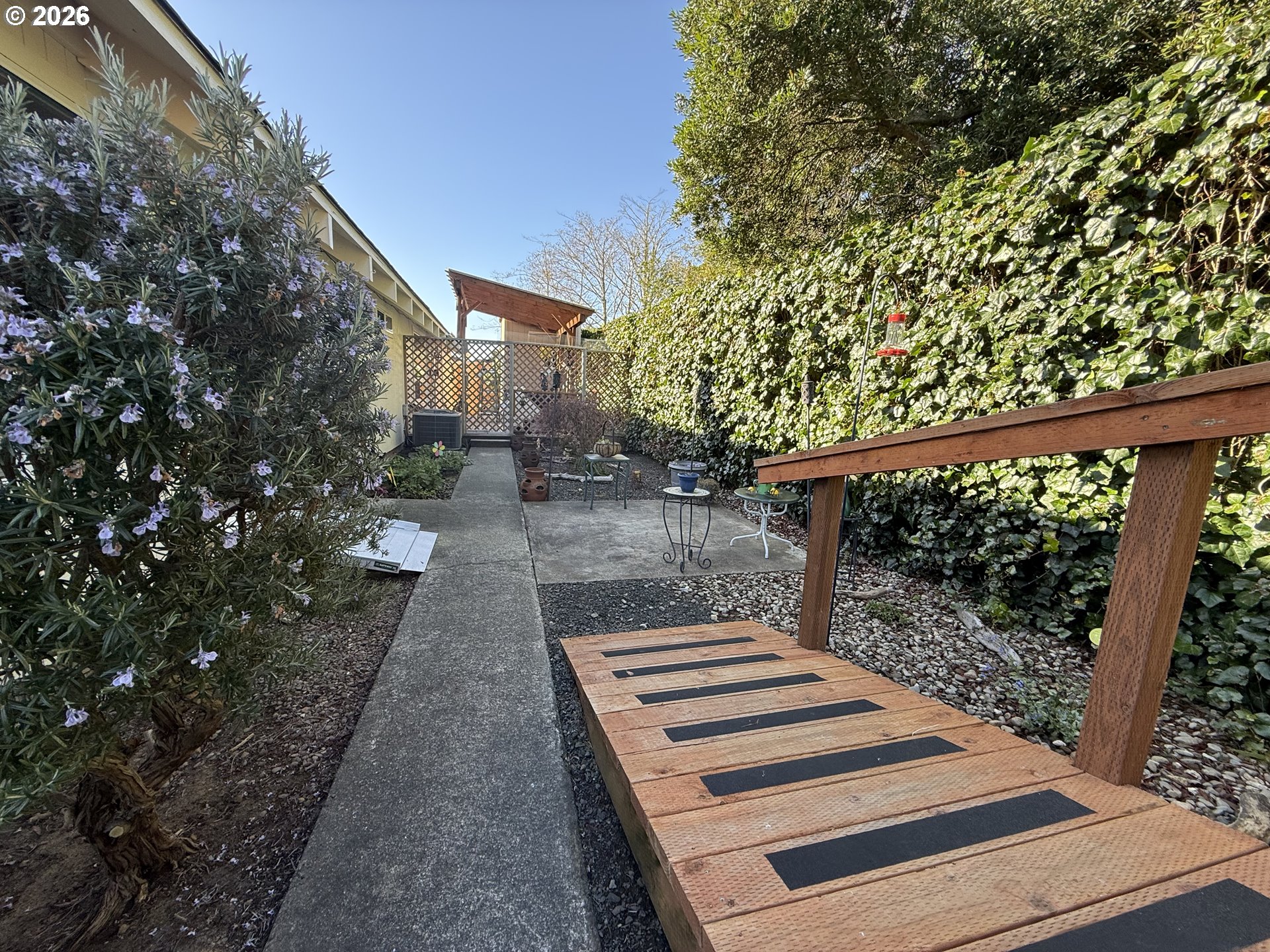 2580 Fir Street Coos Bay, OR 97420 - Photo 30 of 42