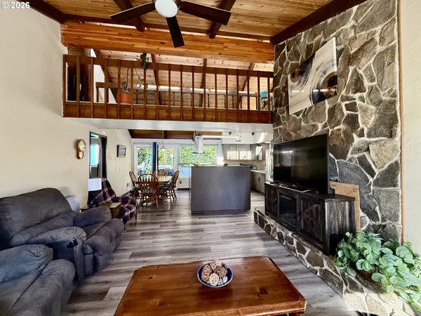 $480,000 | 2580 Fir Street, Coos Bay, OR 97420