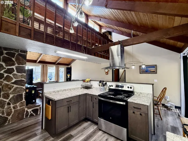$480,000 | 2580 Fir Street, Coos Bay, OR 97420