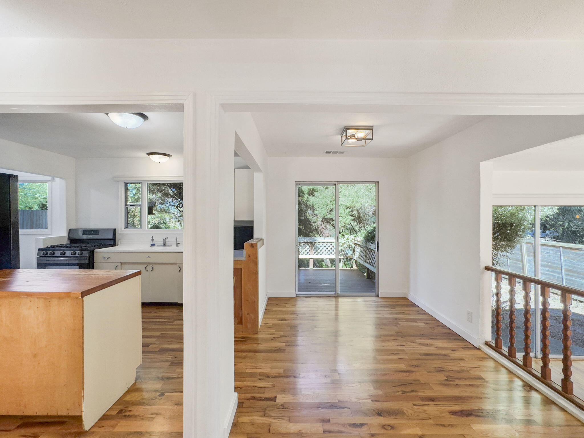 1347 Marsh Road Eureka, CA 95501 - Photo 18 of 69 30-web-or-mls-70AB0581-F91F-48D6-8947-65