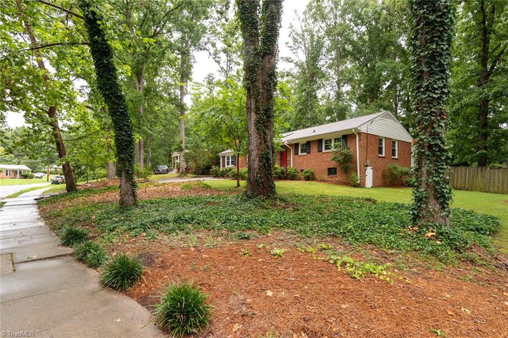 3404 Normandy Road Greensboro, NC 27408 - Photo 4 of 15 Gallery Image 4