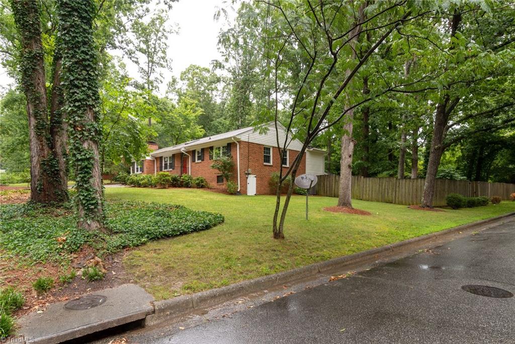 3404 Normandy Road Greensboro, NC 27408 - Photo 5 of 15 Gallery Image 5