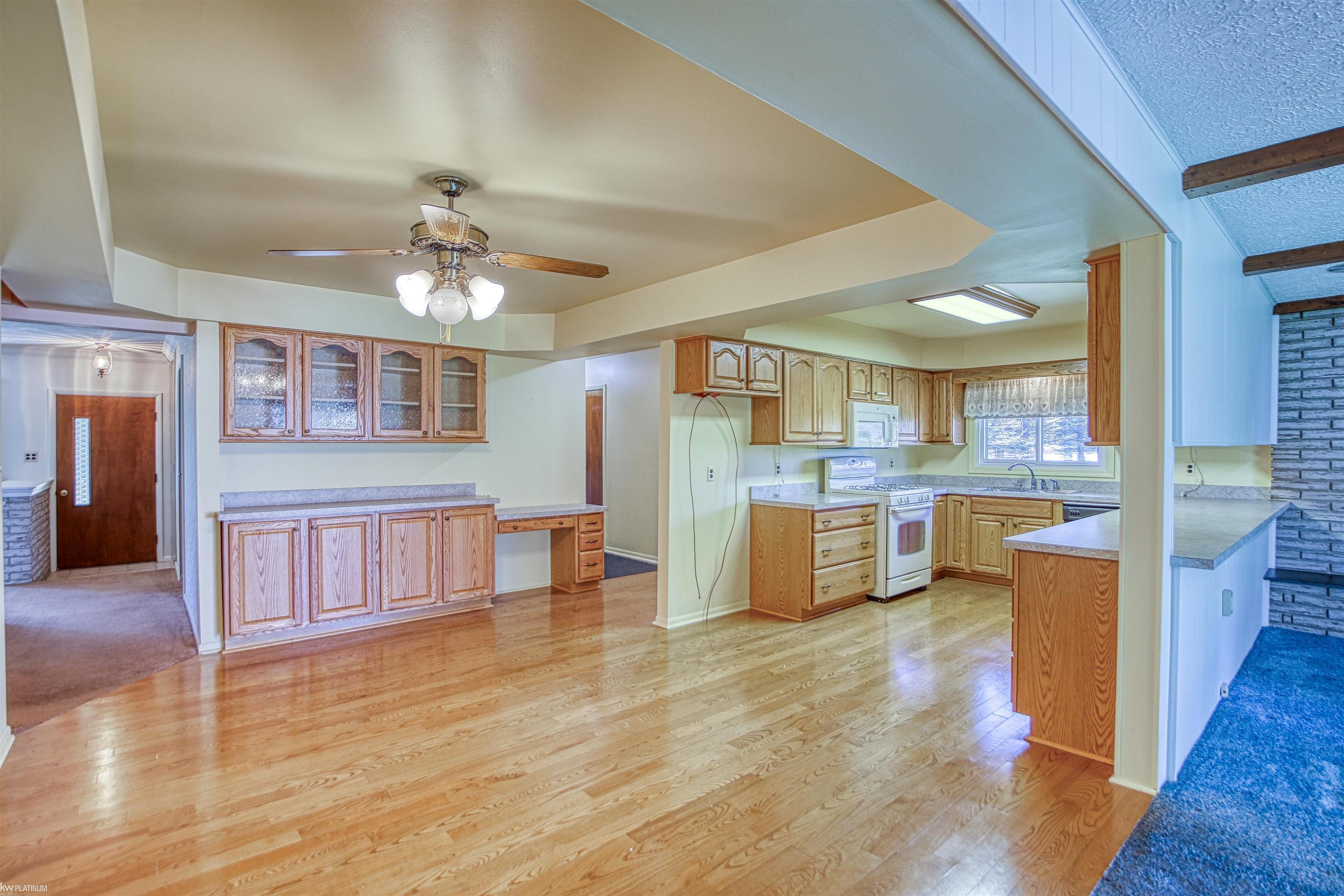24731 22 Mile Road Macomb, MI 48042 - Photo 8 of 42 50139049-ce1e0cad-b2f0-46c5-94c8-2f52c1205cab.JPG