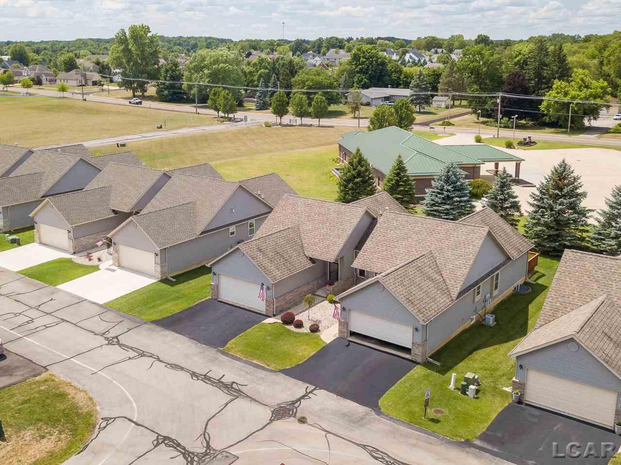 527 Ridge Lane Tecumseh, MI 49286 - Photo 11 of 36 50019334-10.JPG