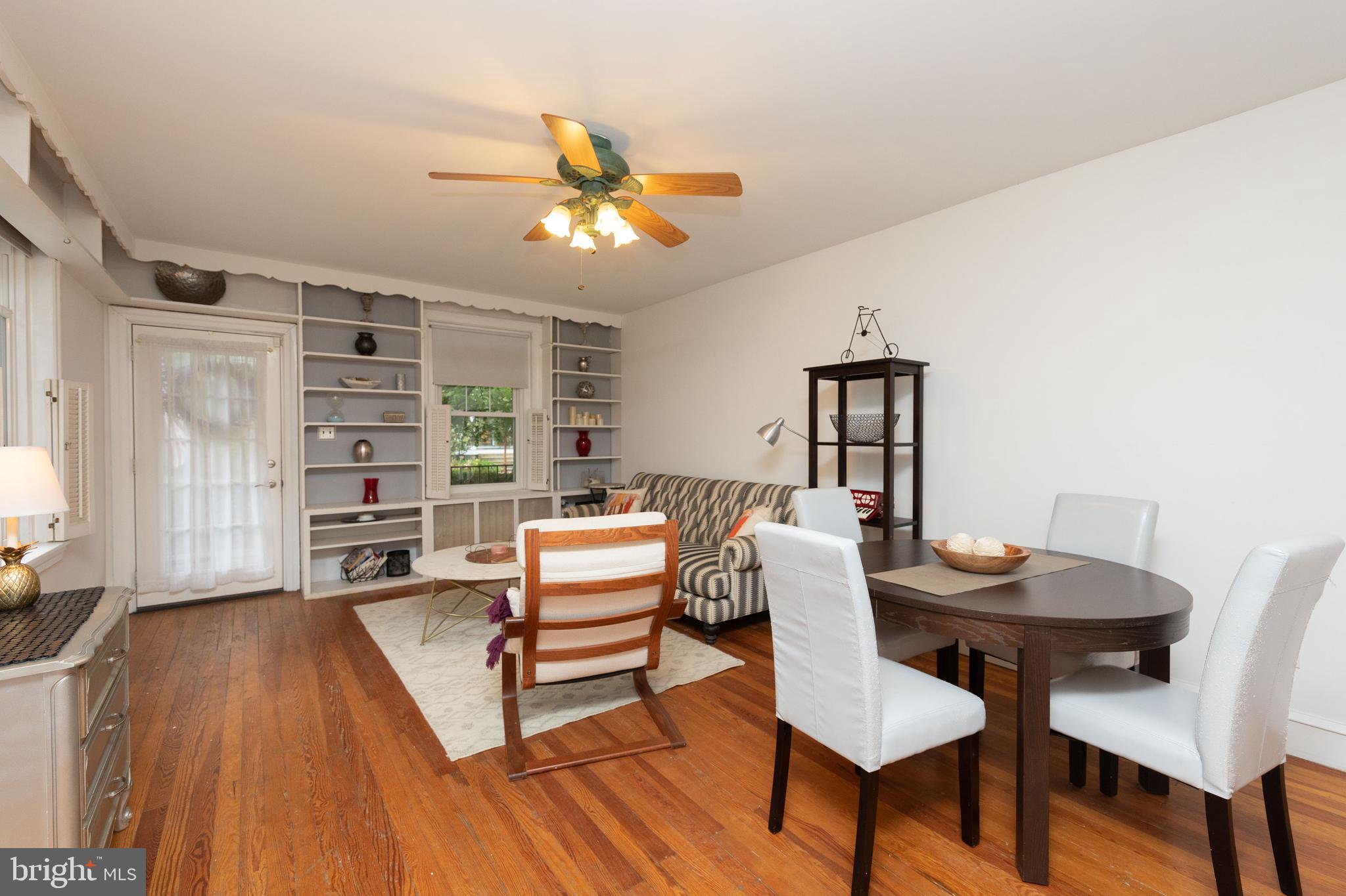 604 Crestview Road Philadelphia, PA 19128 - Photo 2 of 23