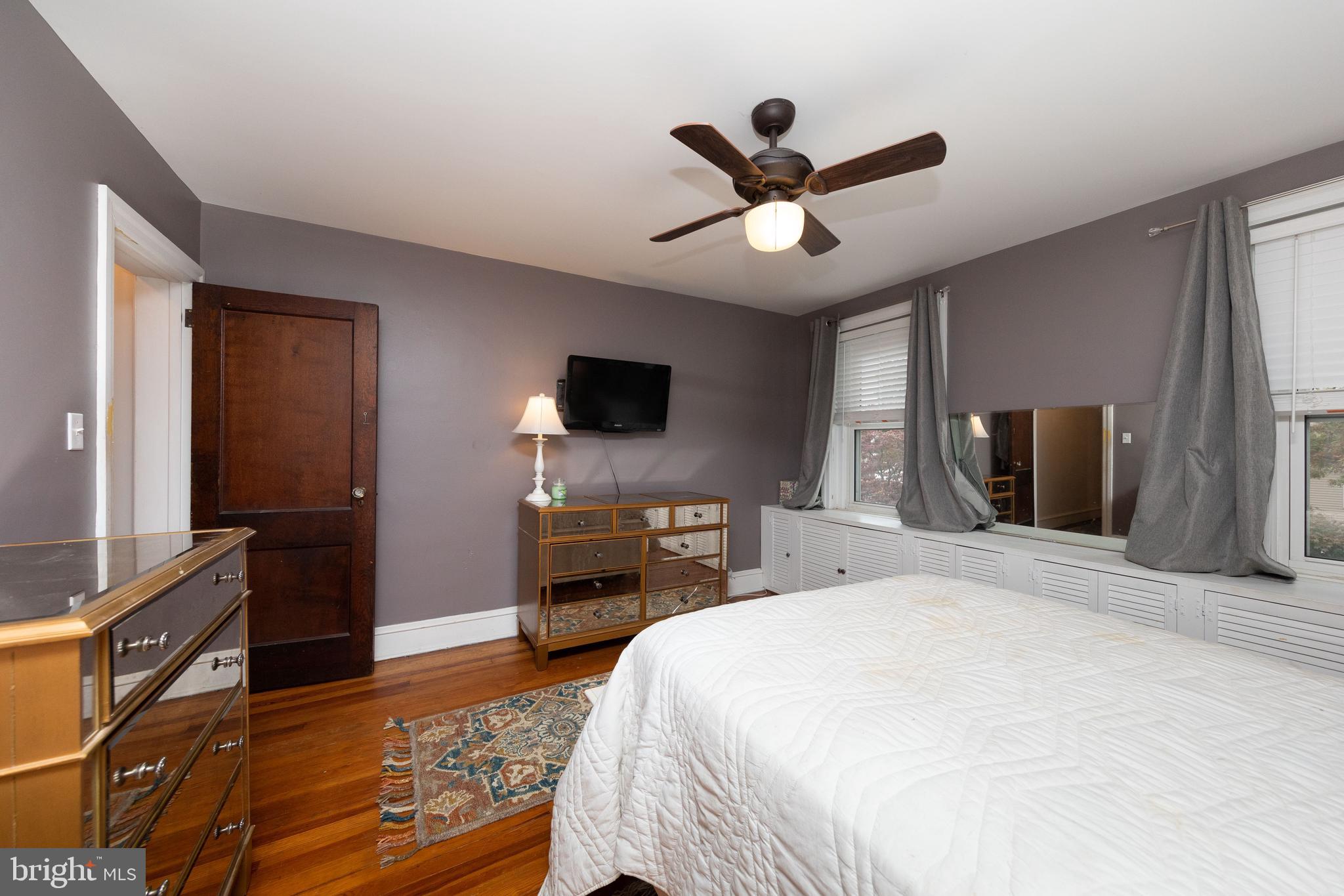 604 Crestview Road Philadelphia, PA 19128 - Photo 12 of 23