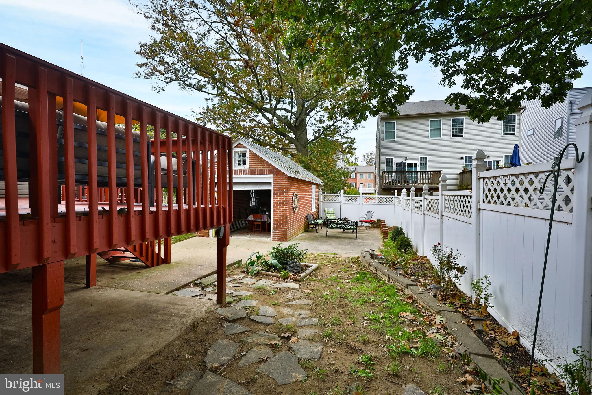 604 Crestview Road Philadelphia, PA 19128 - Photo 19 of 23