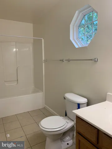 $2,595 | 5061 Bayside Road, Chesapeake Beach, MD 20732