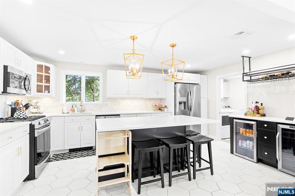 71 Madison Avenue Park Ridge, NJ 07656 - Photo 3 of 16