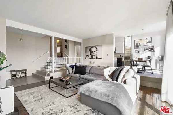$4,995 | 18065 Coastline Drive, Unit 2, Malibu, CA 90265