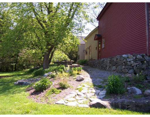 9 Gregory Street Middleton, MA 01949 - Photo 12 of 12 Gallery Image 12