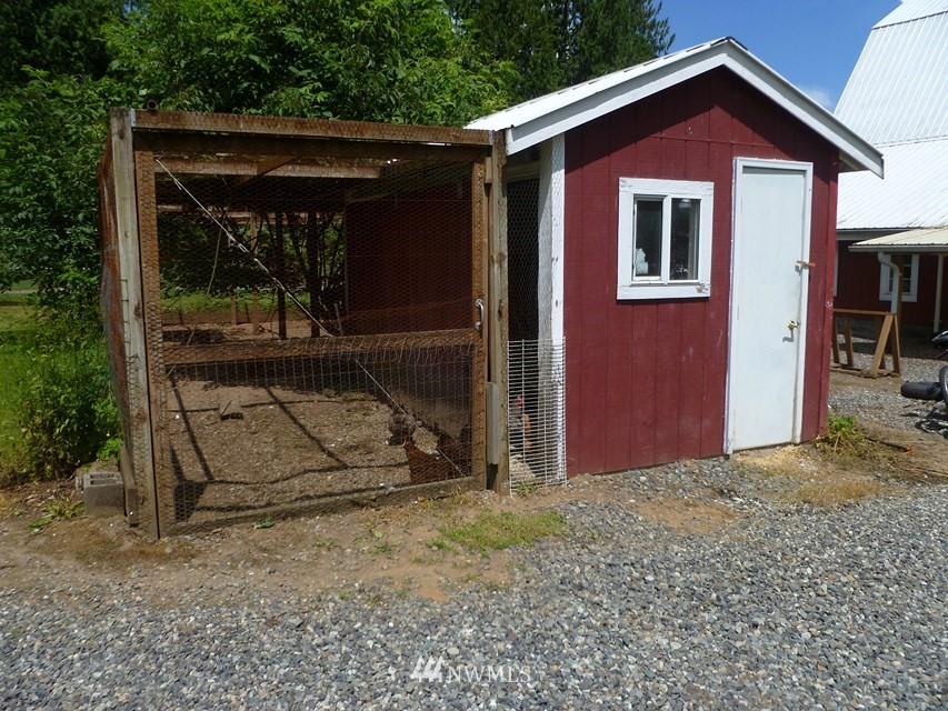 5030 Potter Road Deming, WA 98244 - Photo 21 of 25