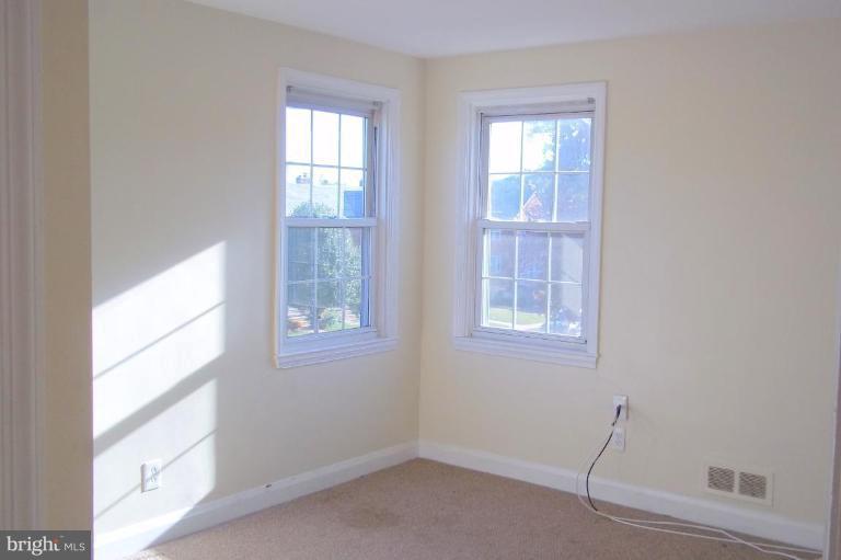528 Academy Road Catonsville, MD 21228 - Photo 10 of 10 Bedroom #2