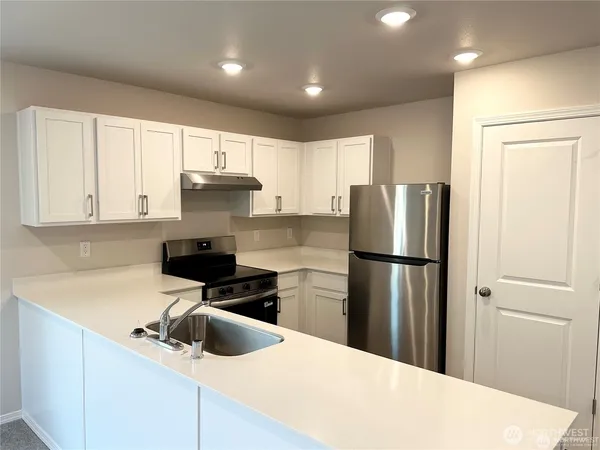 $2,795 | 14025 198th Street East, Graham, WA 98338