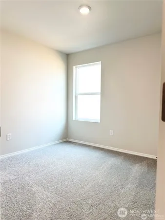 $2,795 | 14025 198th Street East, Graham, WA 98338