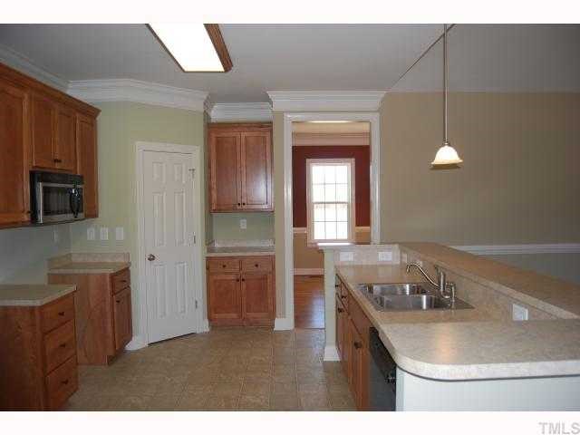 2219 Matthews Road Clayton, NC 27520 - Photo 4 of 12 Gallery Image 4