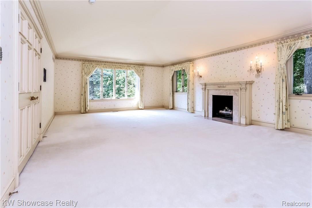1900 East Vly Road Bloomfield Hills, MI 48304 - Photo 28 of 68 Master Bedroom