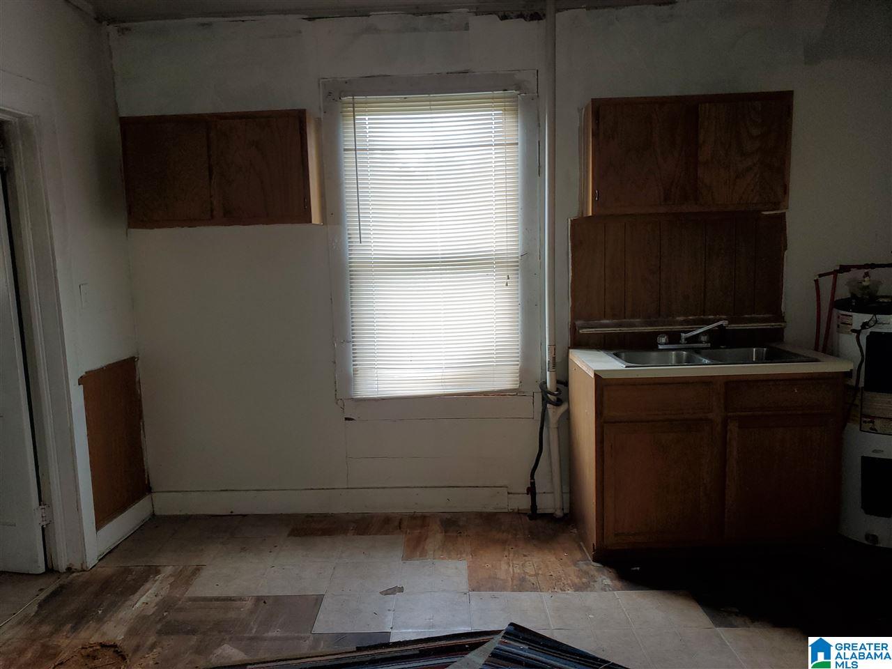 1657 Maple Avenue Southwest Birmingham, AL 35211 - Photo 32 of 39