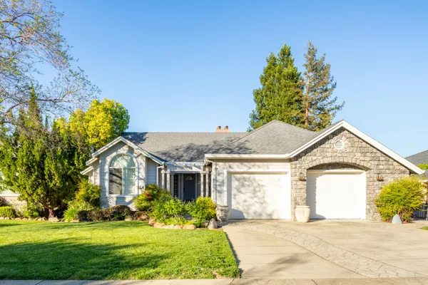 $450,000 | 3126 Riesling Path, Redding, CA 96001