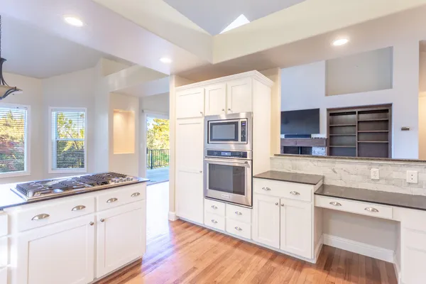 $450,000 | 3126 Riesling Path, Redding, CA 96001